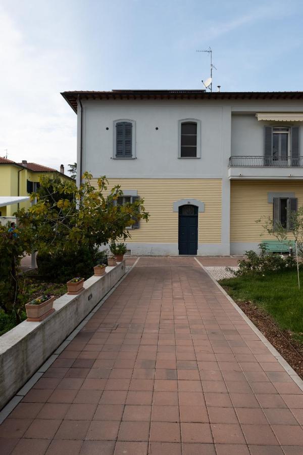 Apartmán Casa Alina- Art House Foligno Exteriér fotografie